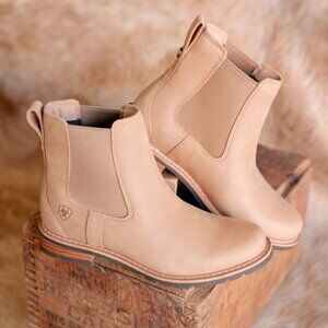 ✙NWT✙ Ariat Wexford Waterproof Boots [Natural Tan]